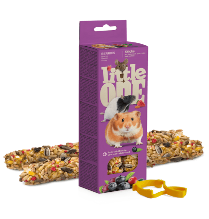 Палочки Little One для хомяков, крыс, мышей и песчанок с ягодами, 2х60 г в зоомагазине Лепшы Сябар
